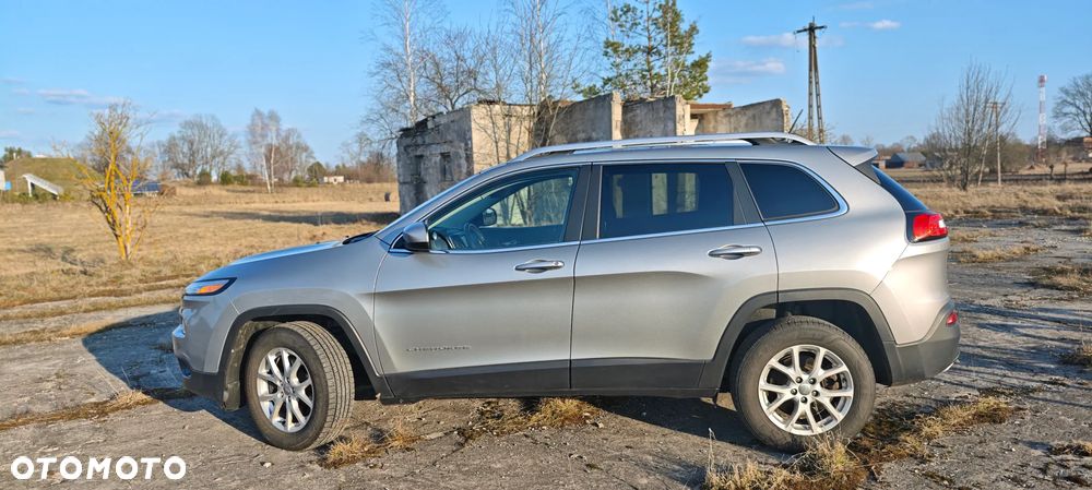 Jeep Cherokee - 7
