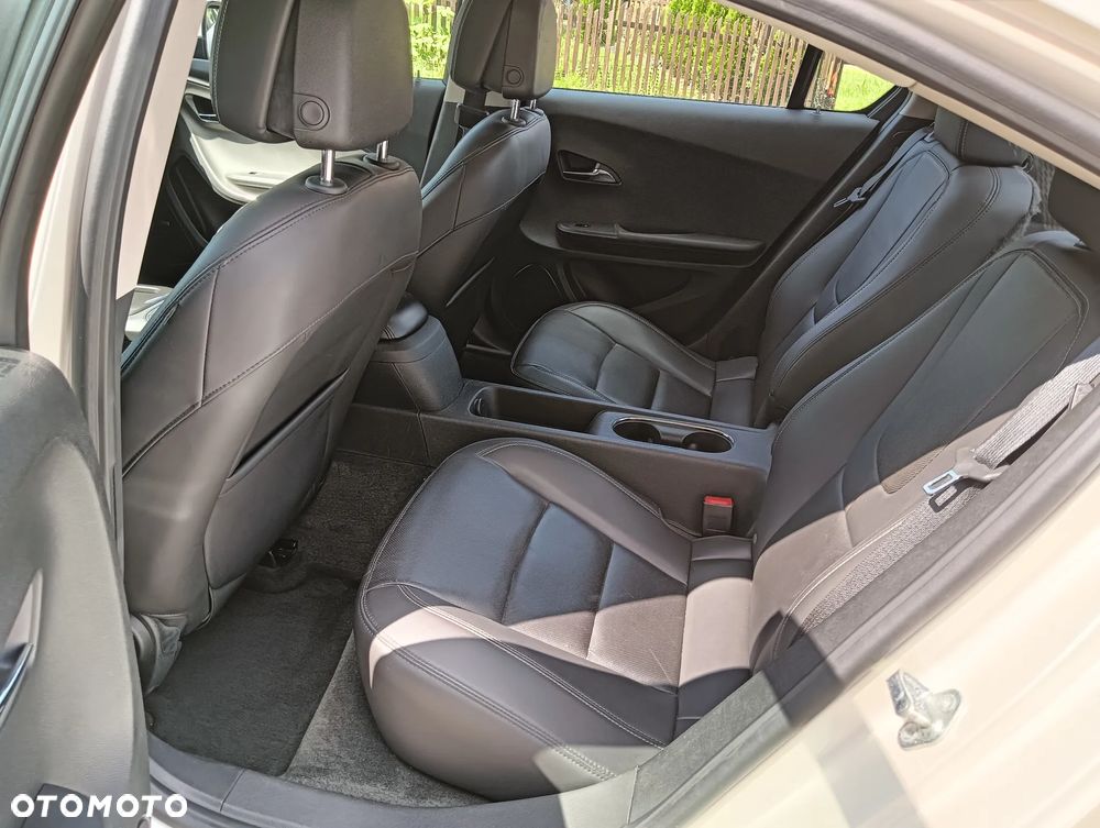 Opel Ampera - 24