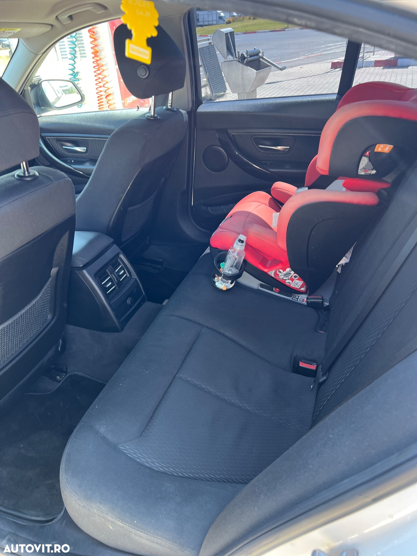 BMW Seria 3 320d - 17