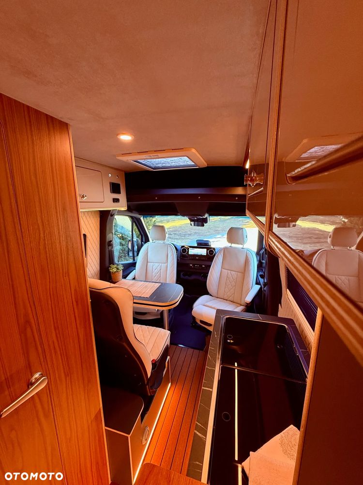 Mercedes-Benz Sprinter - 8