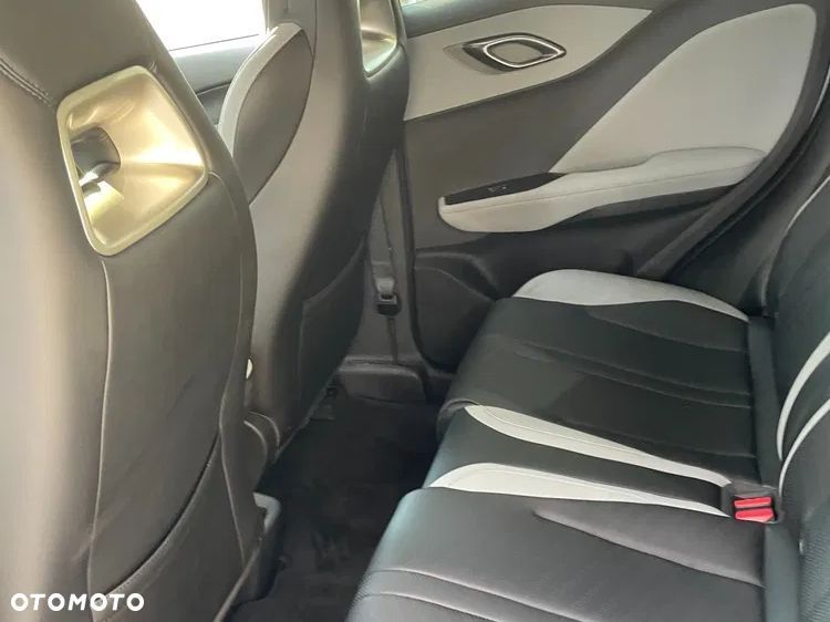 BYD Dolphin Surf 43.2kWh Comfort - 8