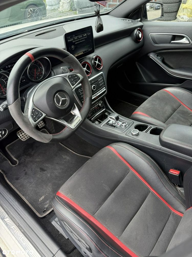 Mercedes-Benz Klasa A AMG 45 4Matic AMG Speedshift 7G-DCT - 13