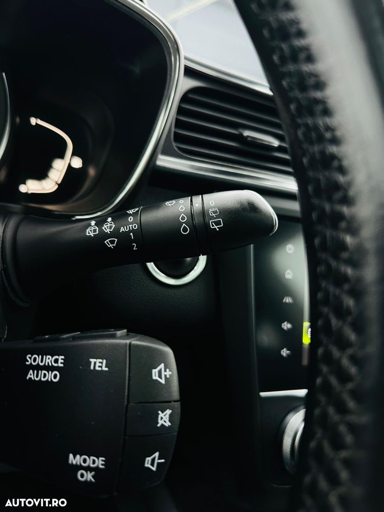 Renault Kadjar BLUE dCi 115 BUSINESS EDITION - 33