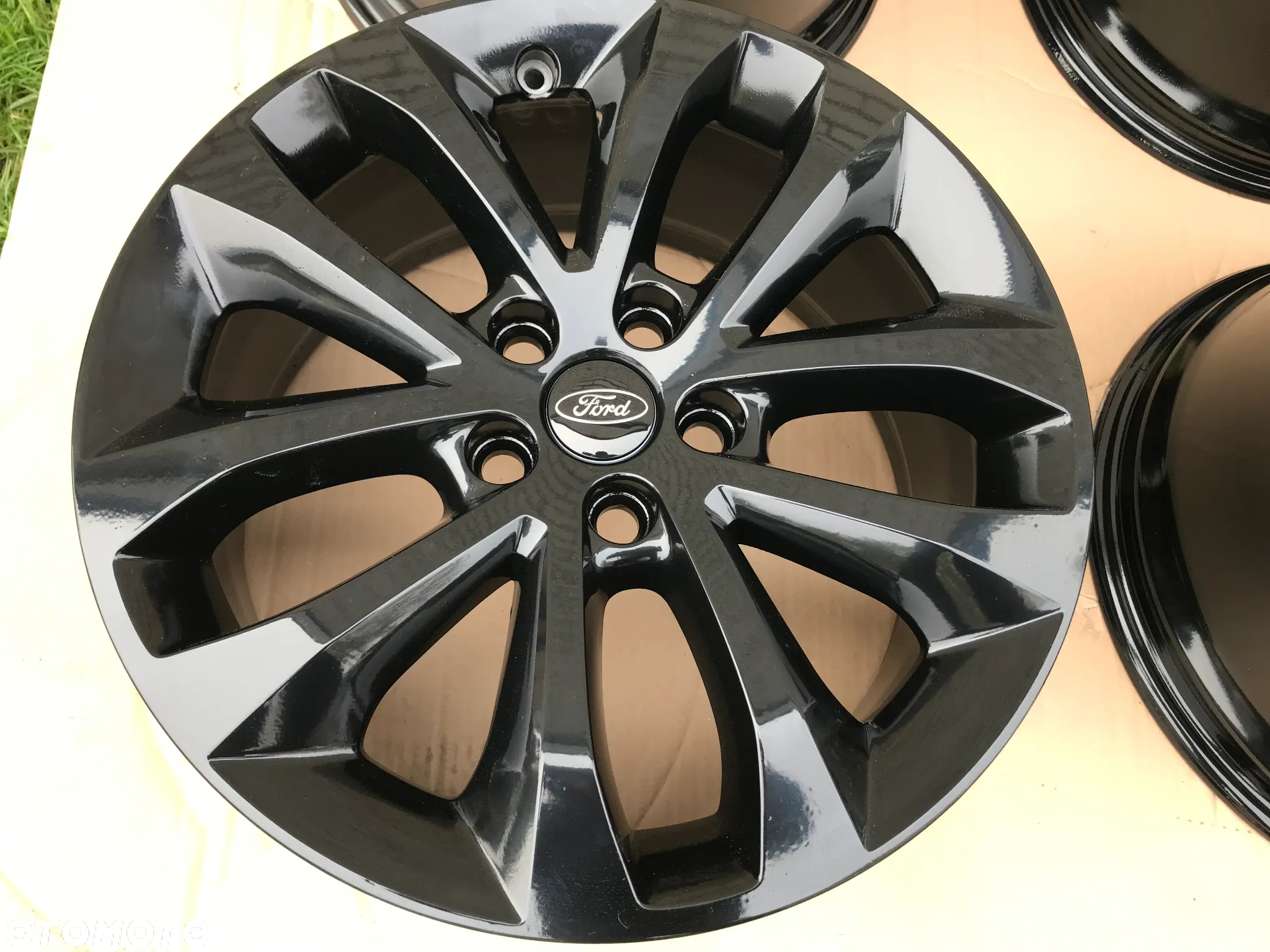 Felgi Ford Mondeo S-Max Kuga 7,5x17 5x108 ET52,5 - 3