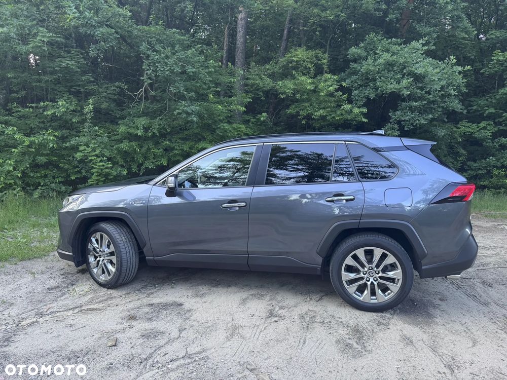 Toyota RAV4 - 5