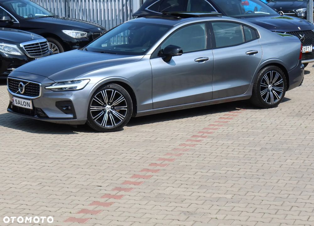 Volvo S60 T5 R-Design - 5