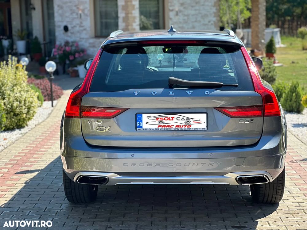 Volvo V90 D5 AWD - 5