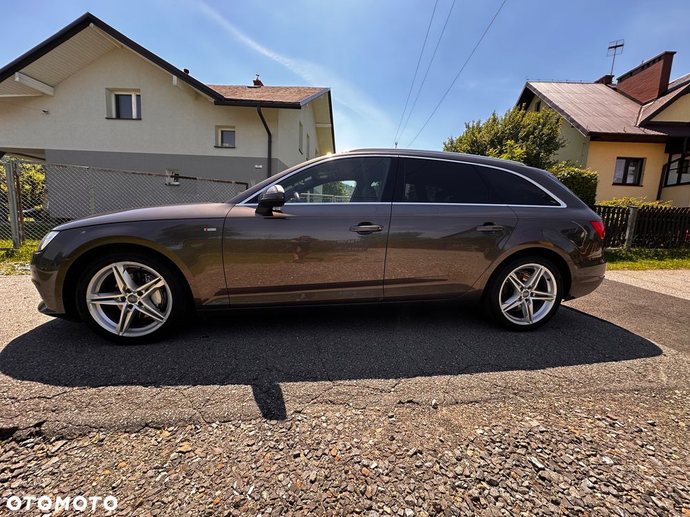 Audi A4 Avant 2.0 TDI DPF clean diesel quattro S tronic S line Sportpaket - 29