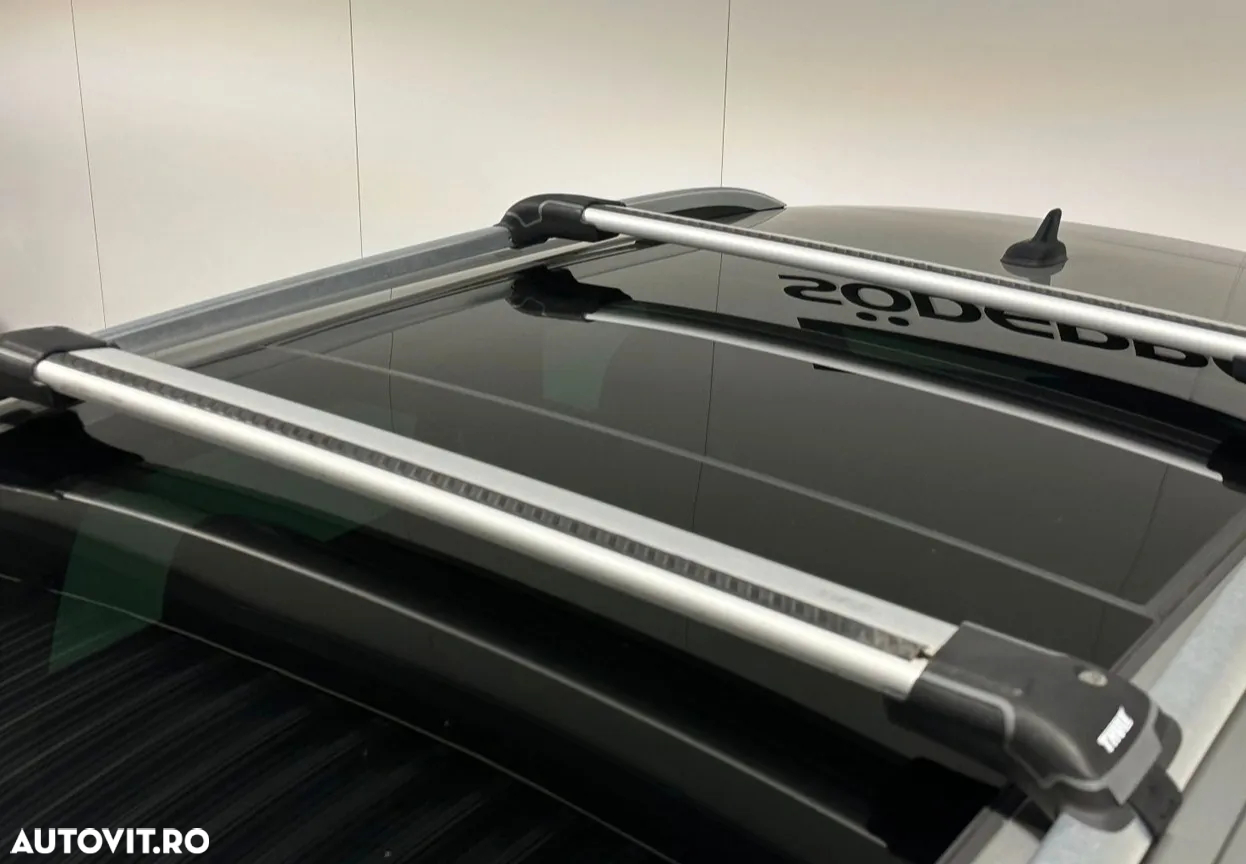 Volkswagen Touareg - 2