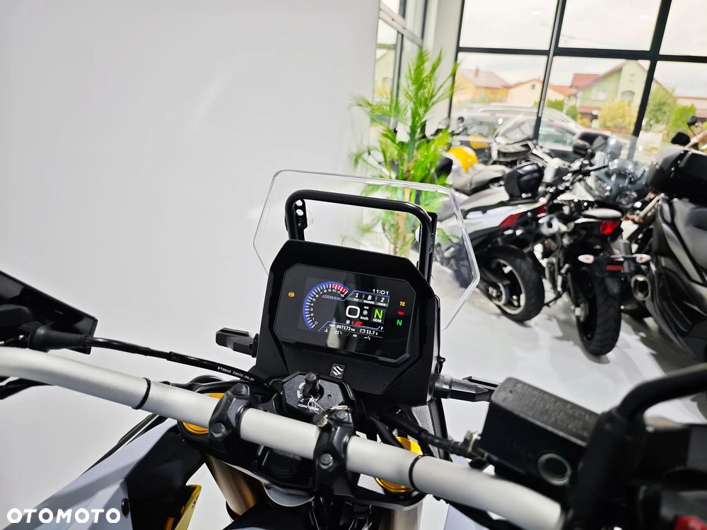 Suzuki V-STROM - 5