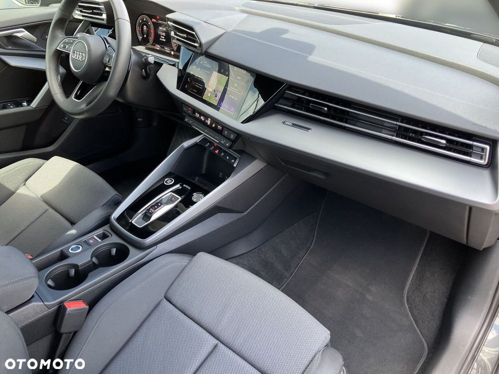 Audi A3 Sportback - 17