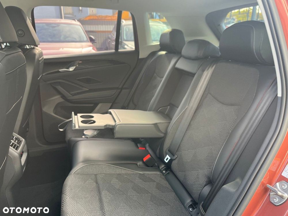 Volkswagen Tiguan - 16