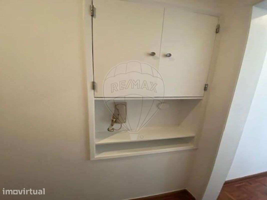 Apartamento T2 para arrendamento - Grande imagem: 4/33