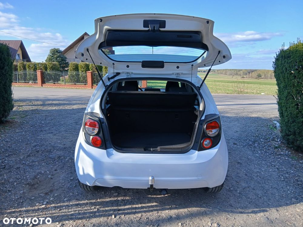 Chevrolet Aveo 1.4 16V LT - 39