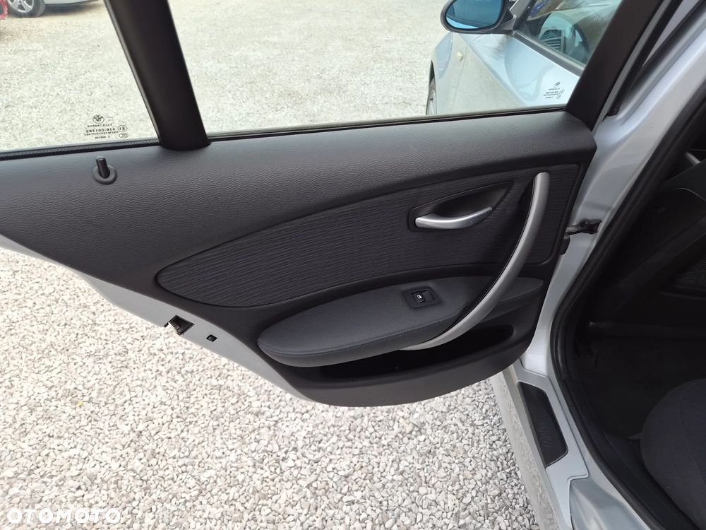 BMW Seria 1 - 17