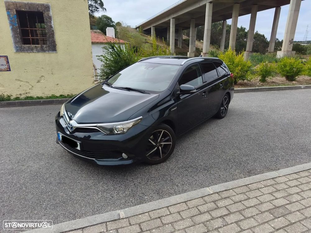 Toyota Auris Touring Sports - 18