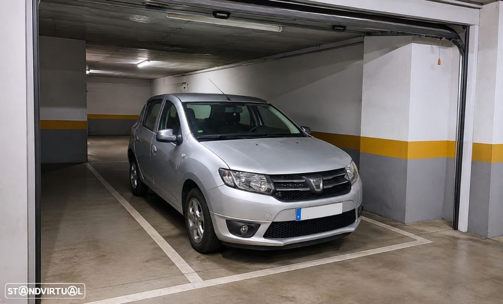 Dacia Sandero - 1