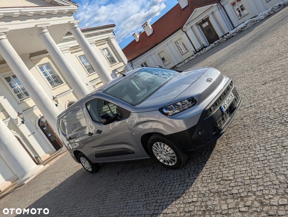 Toyota PROACE CITY - 16