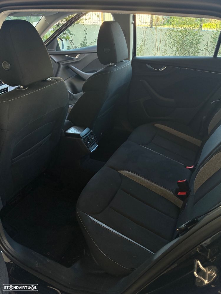 Skoda Kamiq 1.0 TSI Selection DSG - 8