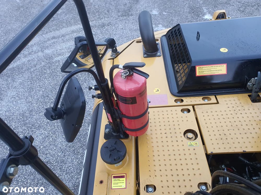 Caterpillar 311F LRR - 27