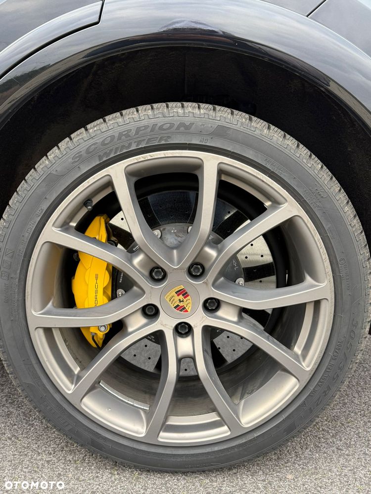 Porsche Cayenne - 7