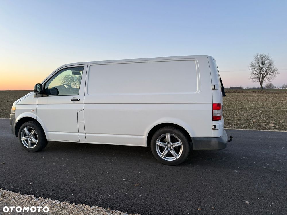 Volkswagen Transporter - 5