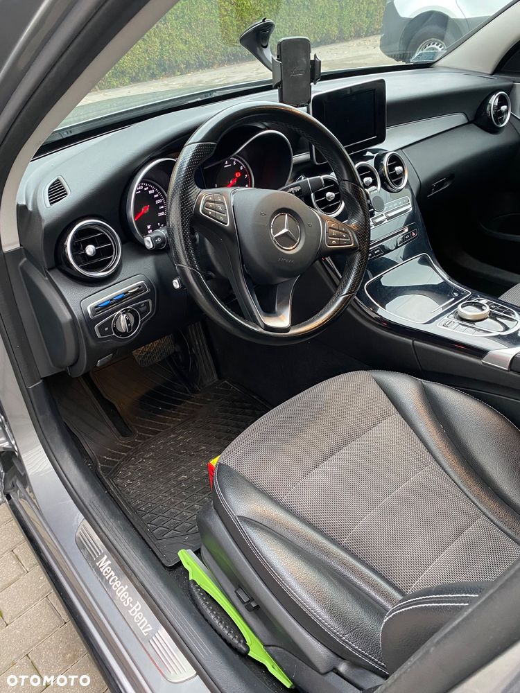 Mercedes-Benz Klasa C 200 7G-TRONIC - 3