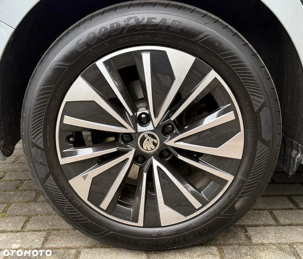 Skoda Superb 2.0 TDI 4x4 DSG Ambition - 35