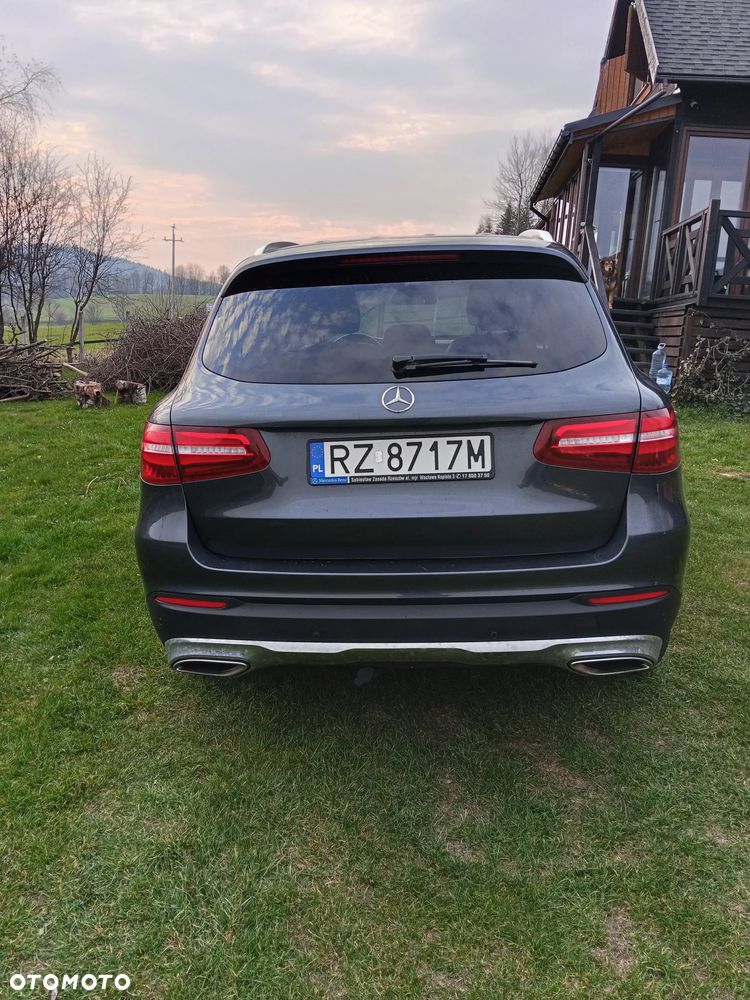 Mercedes-Benz GLC - 6