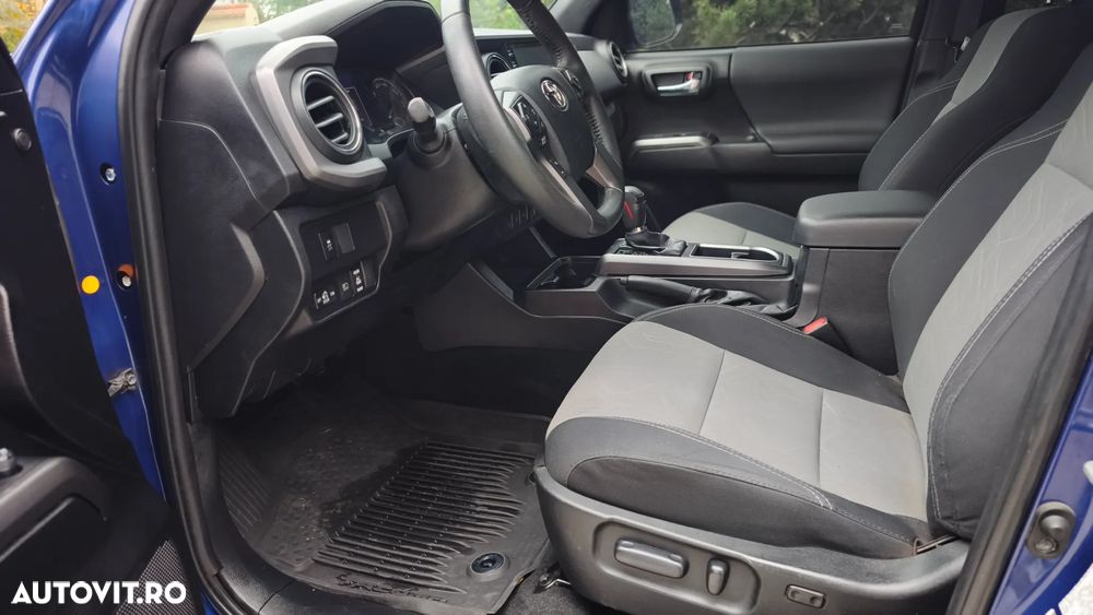 Toyota Tacoma - 19
