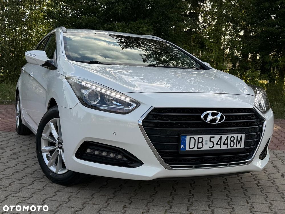 Hyundai i40 Kombi 1.6 Trend - 1