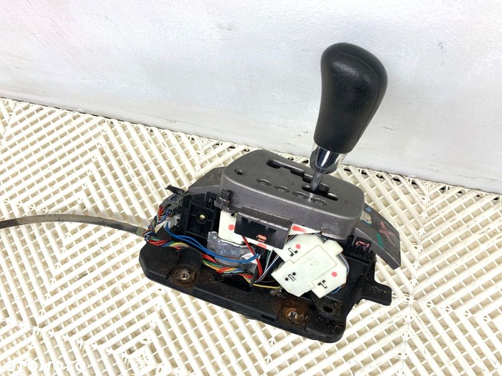 DŹWIGNIA ZMIANY BIEGÓW  SUBARU OUTBACK (BL, BP) 2003 - 2010 2.5 AWD (BP9) 121 kW [165 KM] benzyna - 3