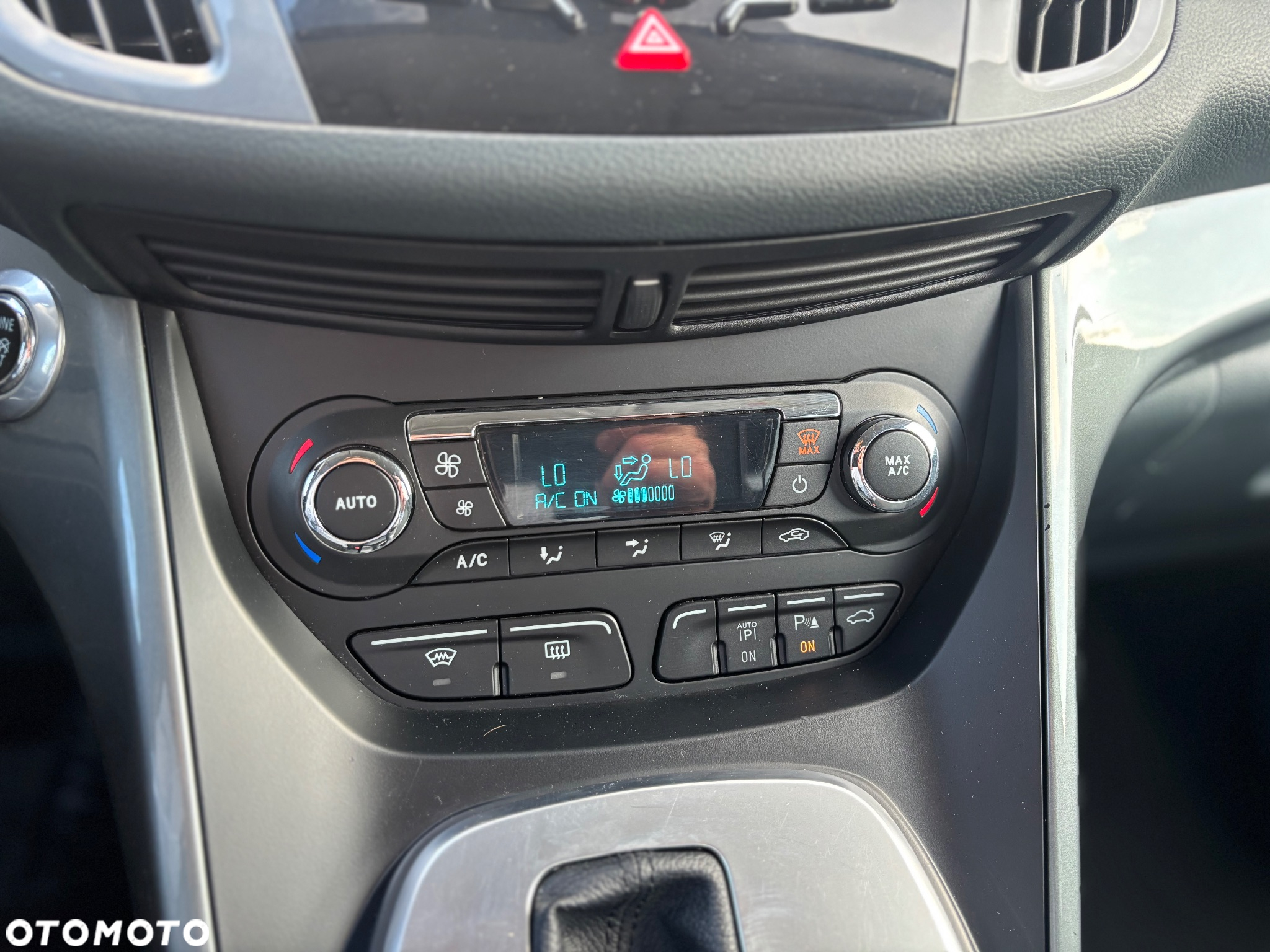 Ford Grand C-MAX 2.0 TDCi Titanium - 20