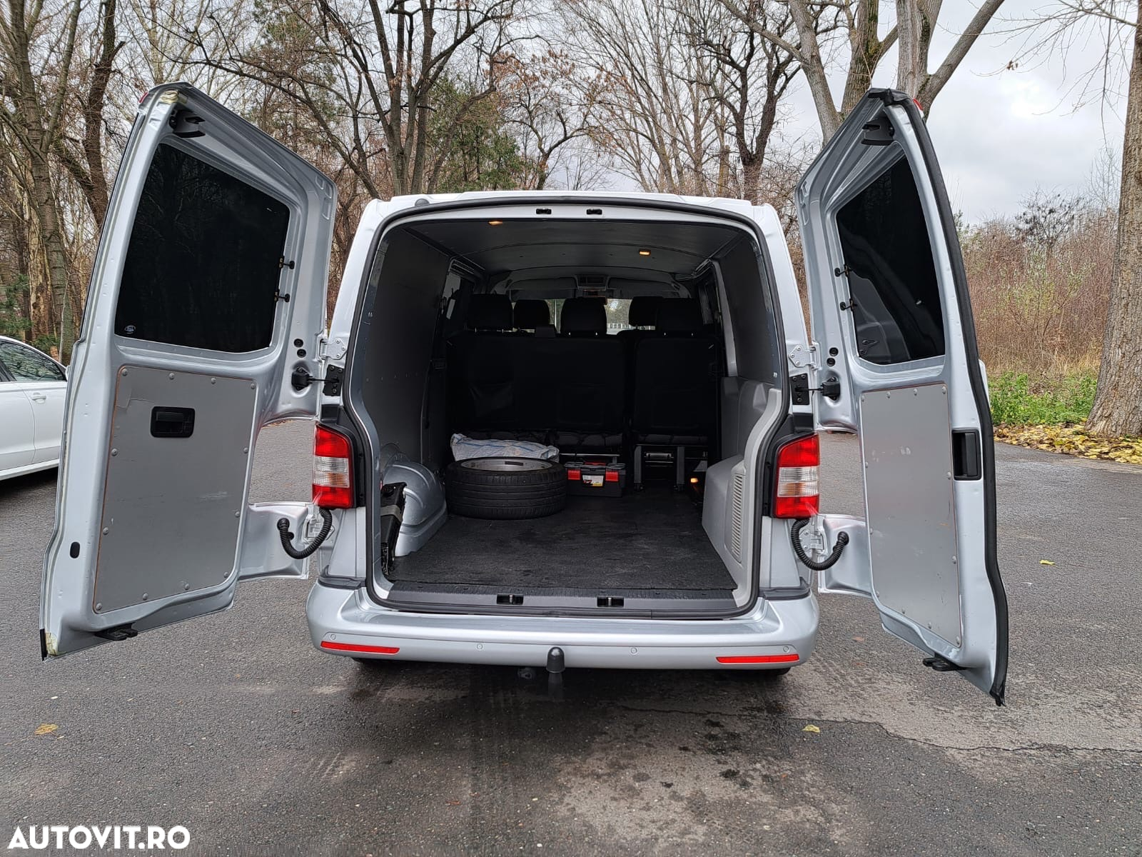 Volkswagen Transporter - 12