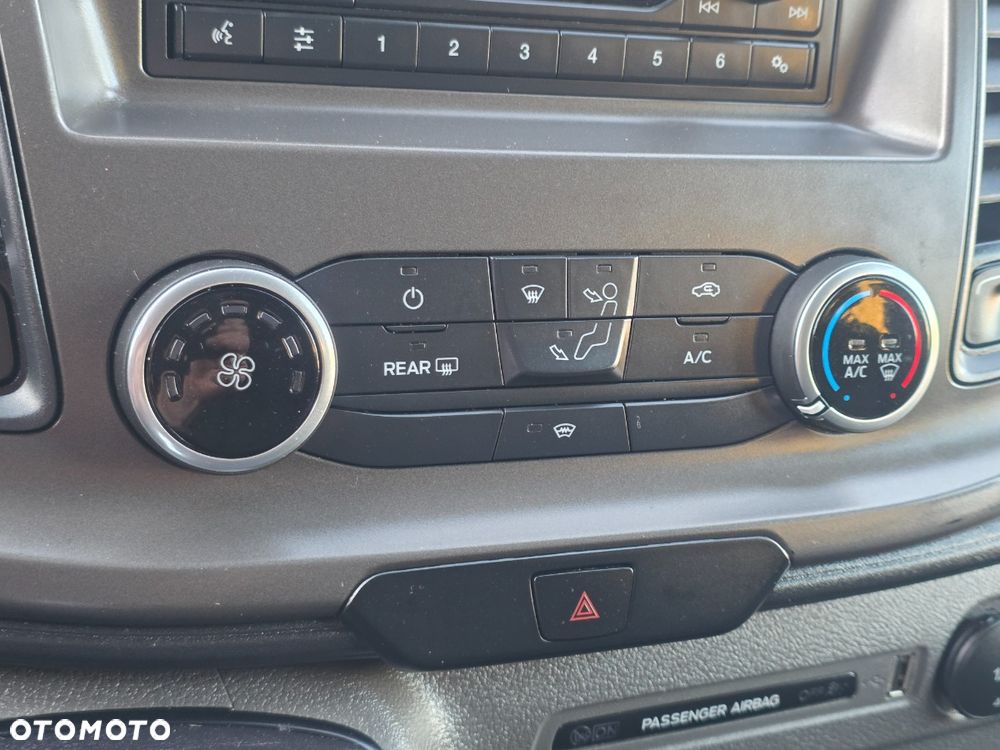 Ford Transit - 20