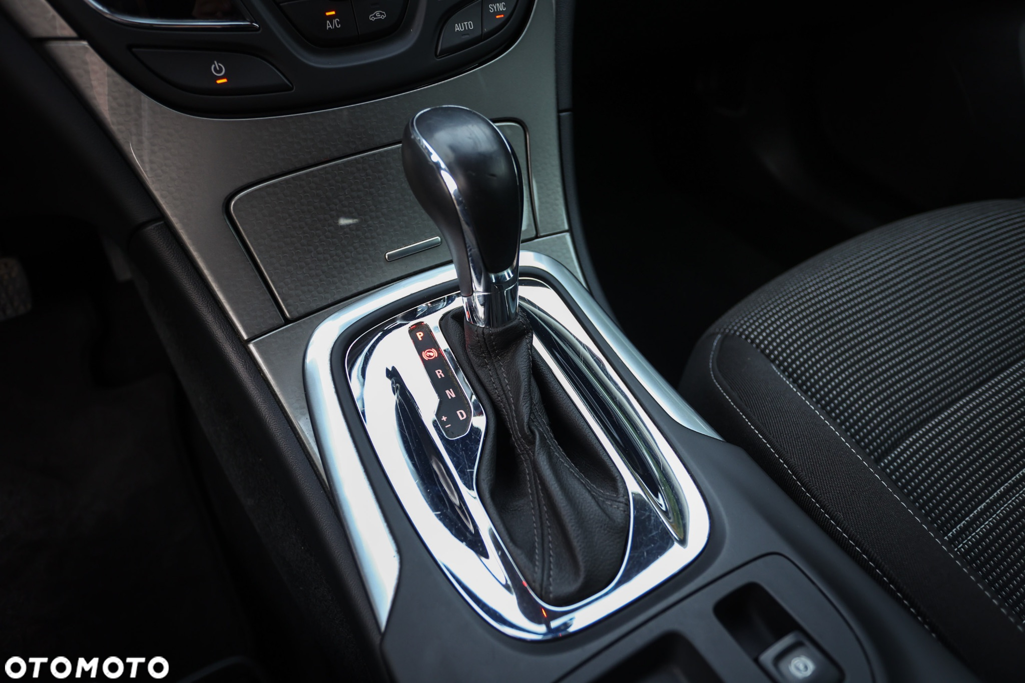 Opel Insignia - 31