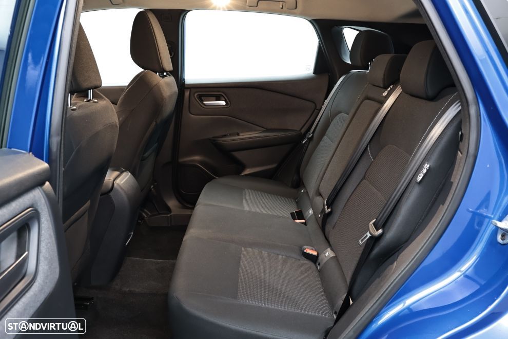 Nissan Qashqai 1.3 DIG-T Acenta Xtronic - 26