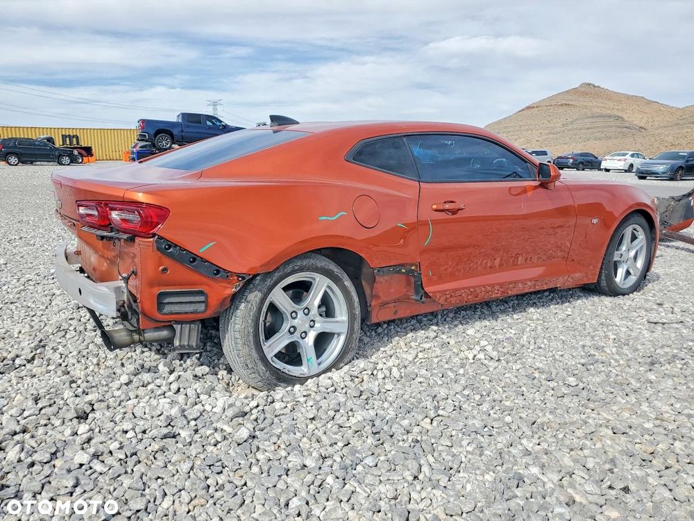 Chevrolet Camaro - 4