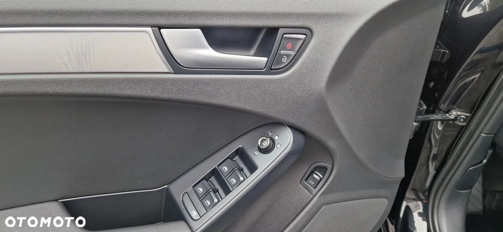 Audi S4 Avant S tronic - 12