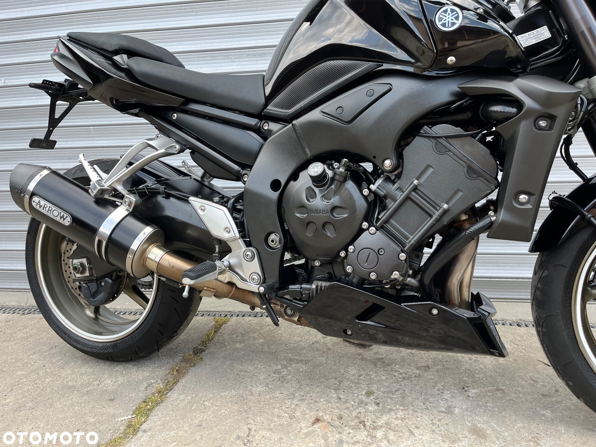 Yamaha FZ - 27