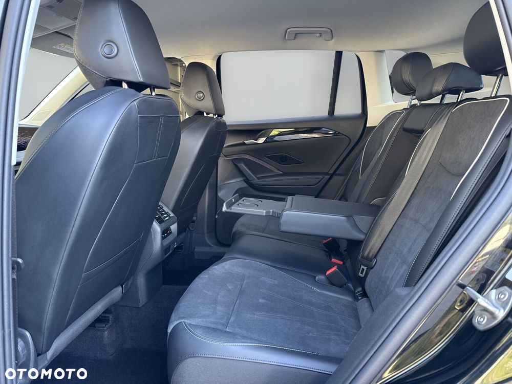 Volkswagen Tiguan - 19