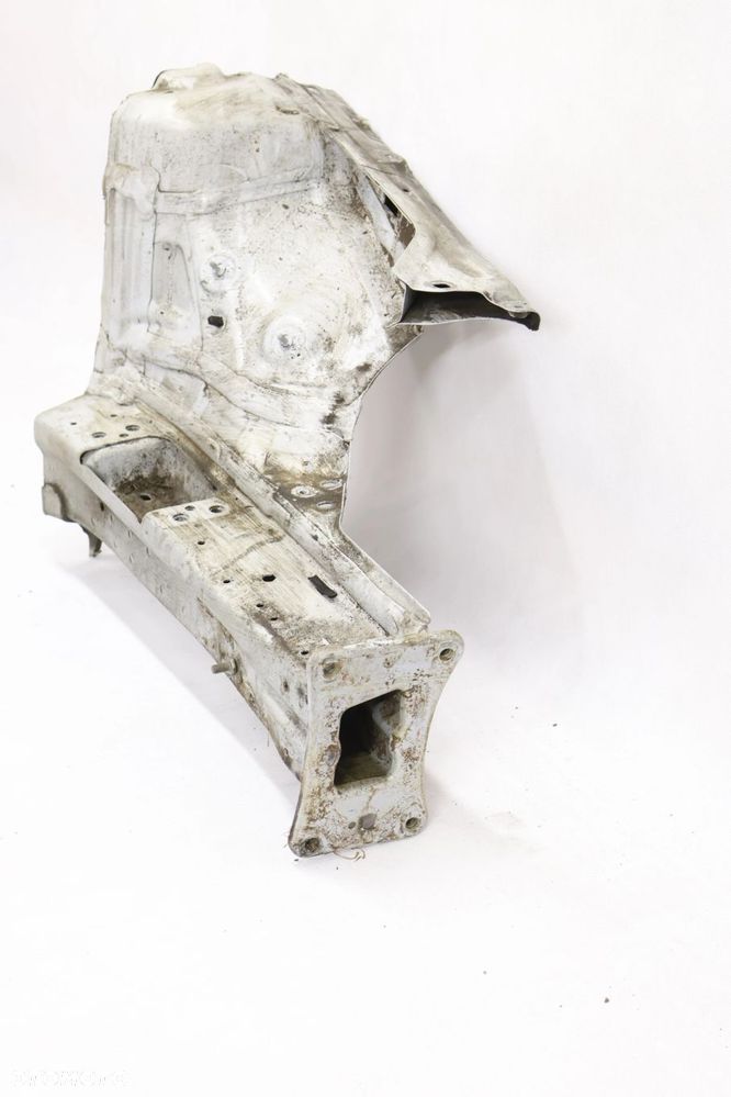 Audi A3 8V podłużnica przód lewa - 2