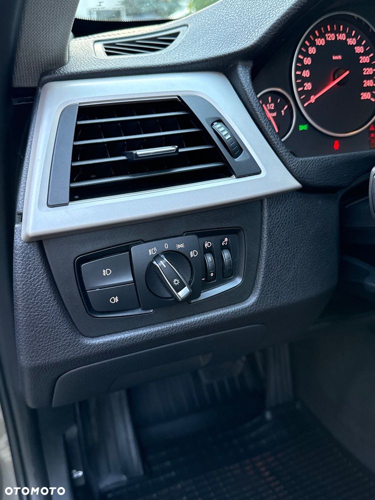 BMW Seria 3 - 33