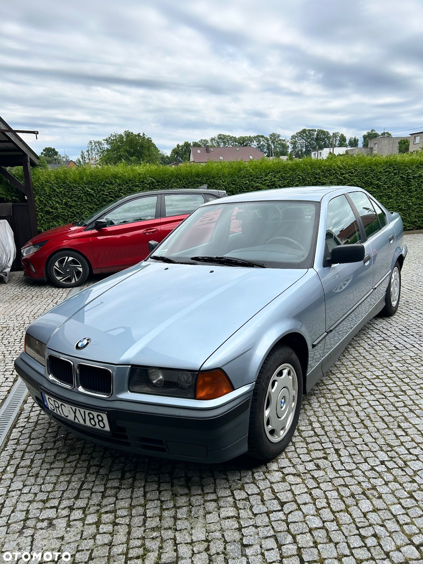 BMW Seria 3 320i - 1