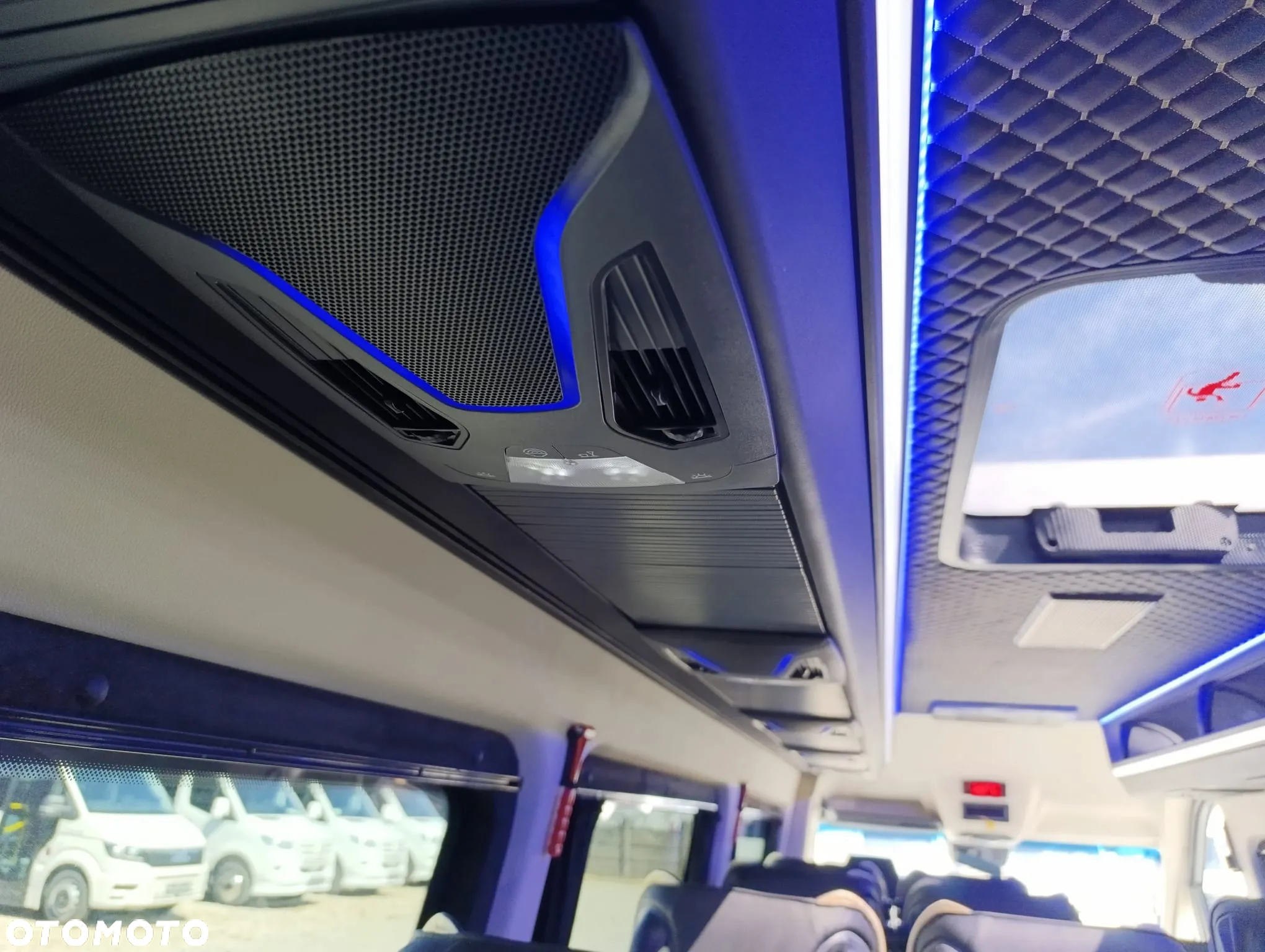 Mercedes-Benz Sprinter 517 - 26