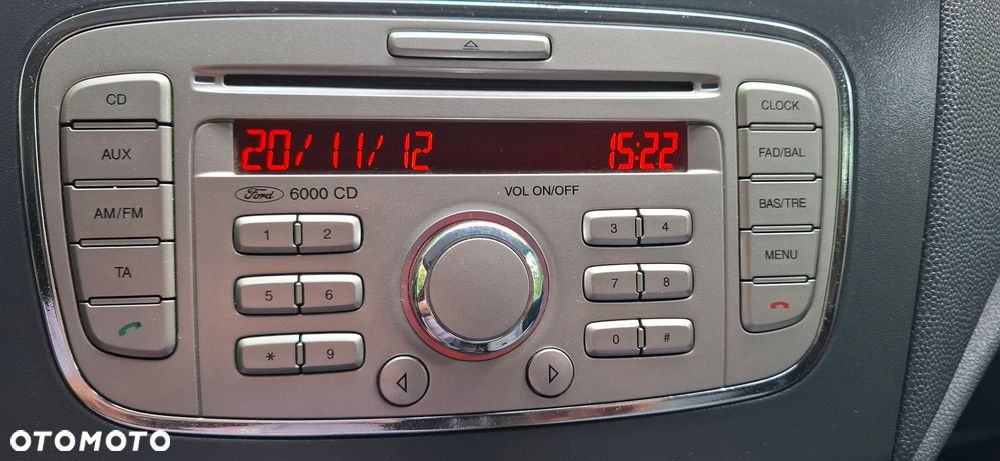 Ford Connect - 12
