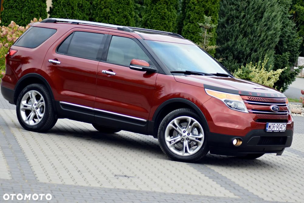 Ford Explorer - 28