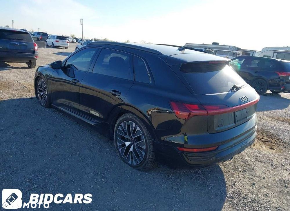 Audi Q8 e-tron Premium Plus Quattro AWD z 2024 roku (wersja USA) – części samochodowe. - 4