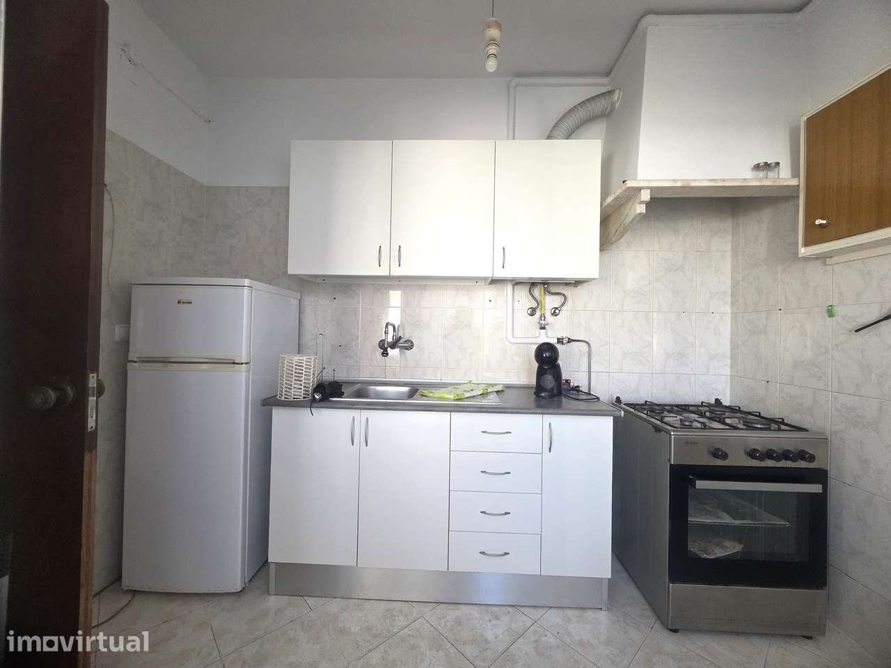Moradia Térrea em Lote Terreno – Excelente para Investimento - Grande imagem: 3/36