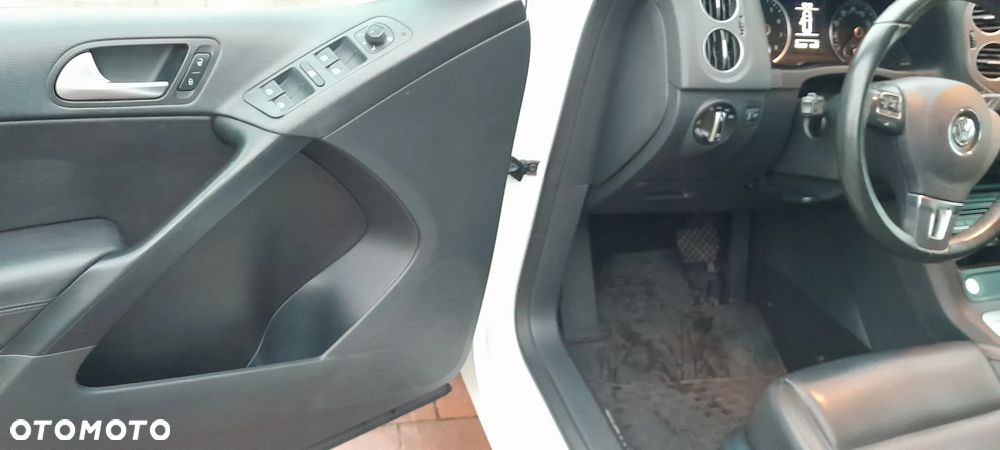Volkswagen Tiguan - 16